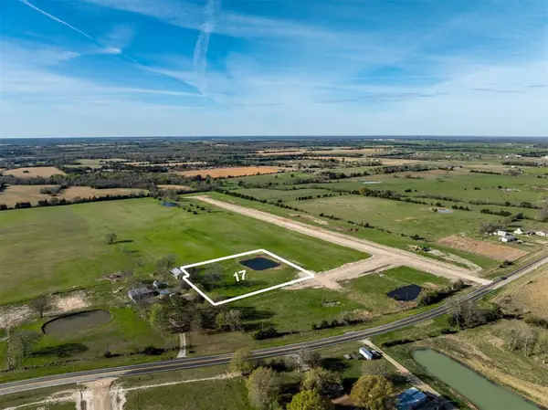 50 Private Road 33265, Sumner, TX 75486