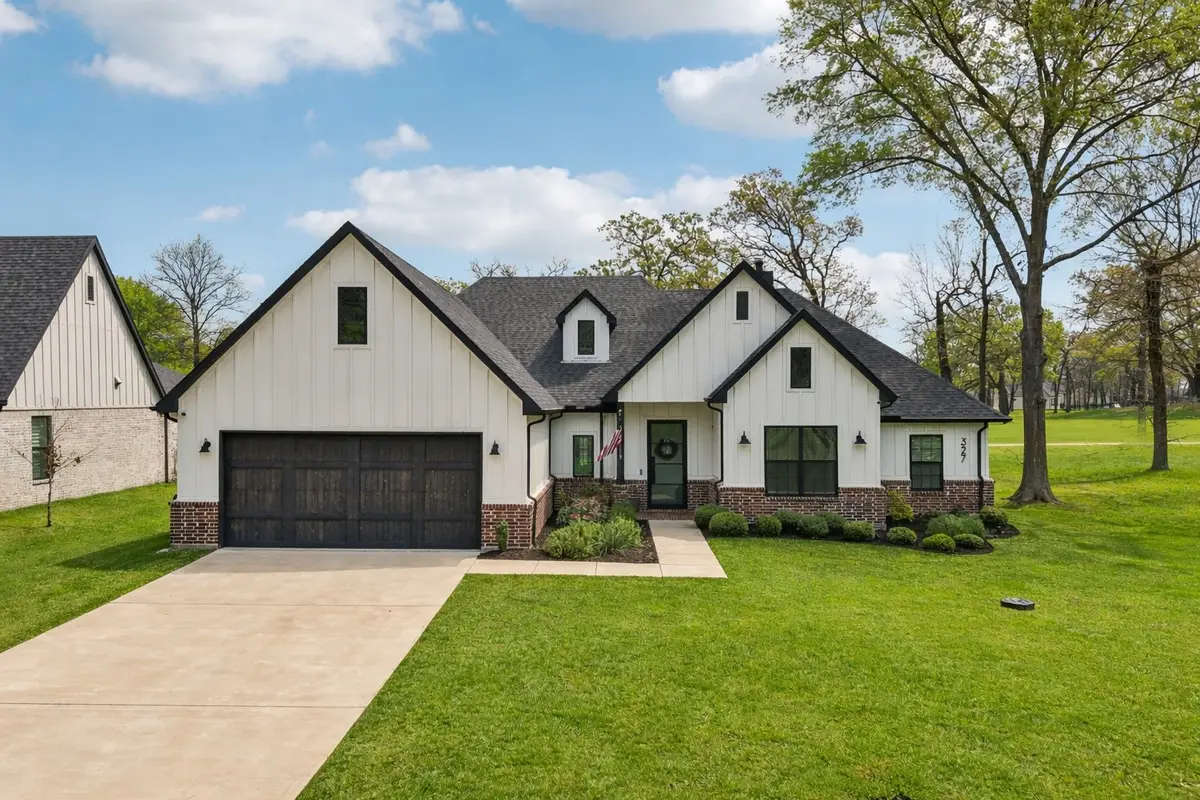 327 Saint Andrews Drive, Mabank, TX 75156 - #1