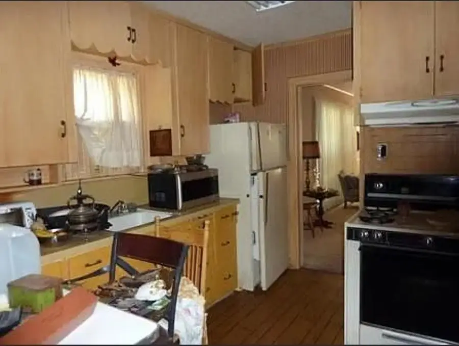 1000 E Titus Street, Mexia, TX 76667 - #2