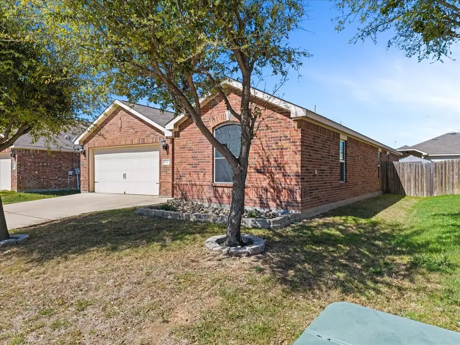 6113 Chalk Hollow Drive, Fort Worth, TX 76179 - #3