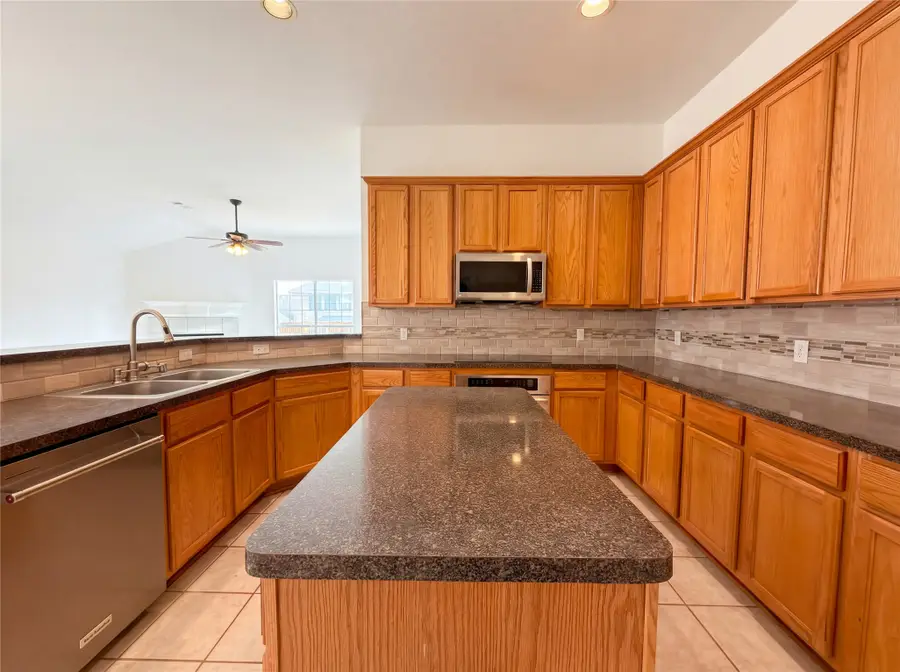 7617 Nightfall Drive, Denton, TX 76210 - #3