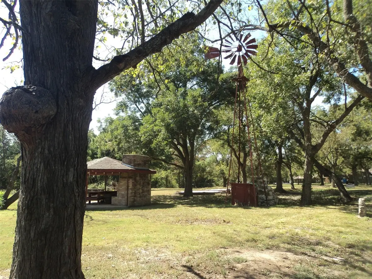 450 County Road 4225, Bonham, TX 75418 - #1