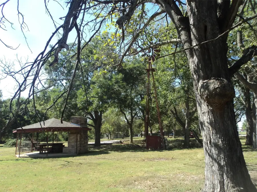 450 County Road 4225, Bonham, TX 75418 - #2