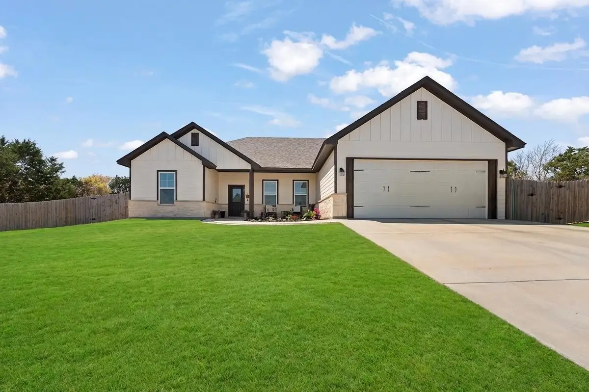 2612 Dove Trail, Granbury, TX 76048 - #1