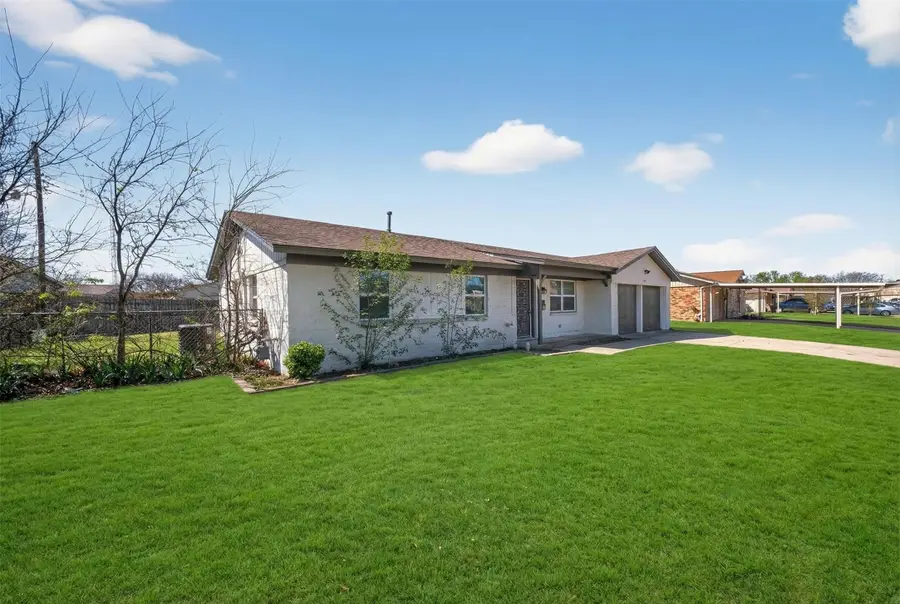 809 Michelle Drive, Everman, TX 76140 - #2