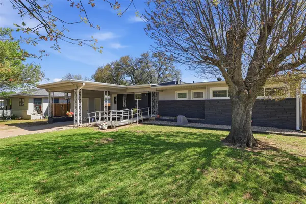 4775 Rector Avenue, Fort Worth, TX 76133