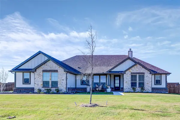 131 Clear Creek Lane, Rhome, TX 76078