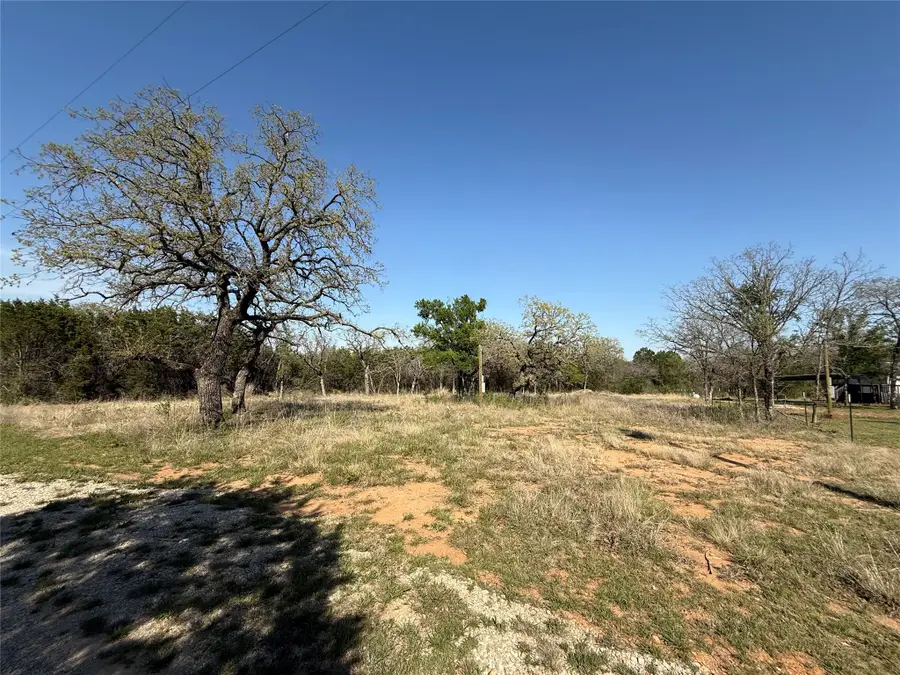 267 Oaks Crossing Road, Mineral Wells, TX 76067 - #2