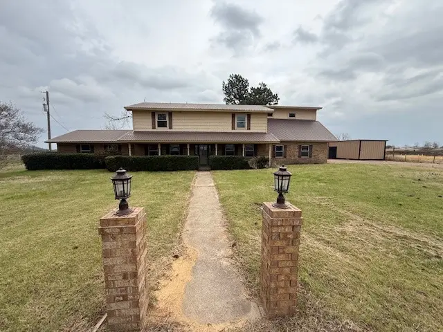 303 New Highland Road, Springtown, TX 76082 - #1