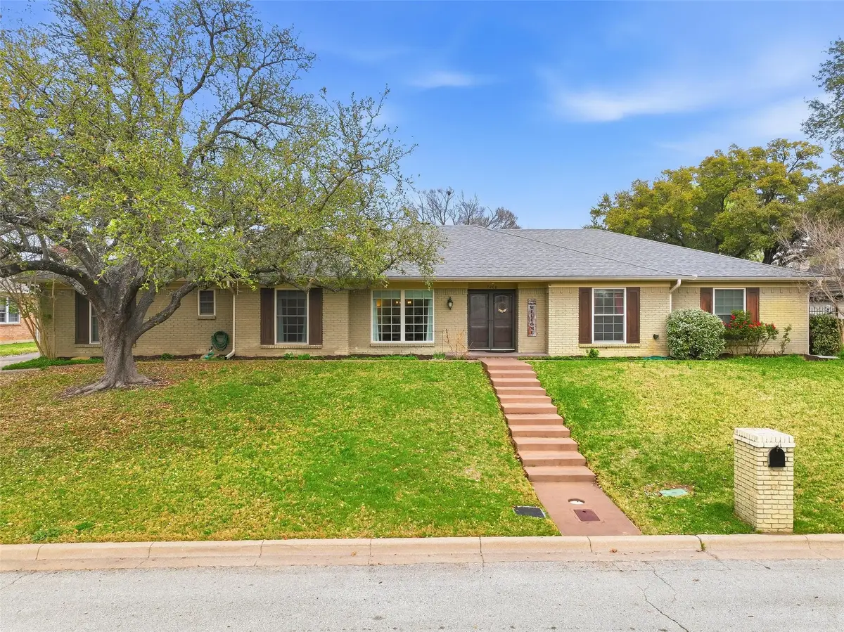 7208 Tamarack Road, Benbrook, TX 76116 - #1