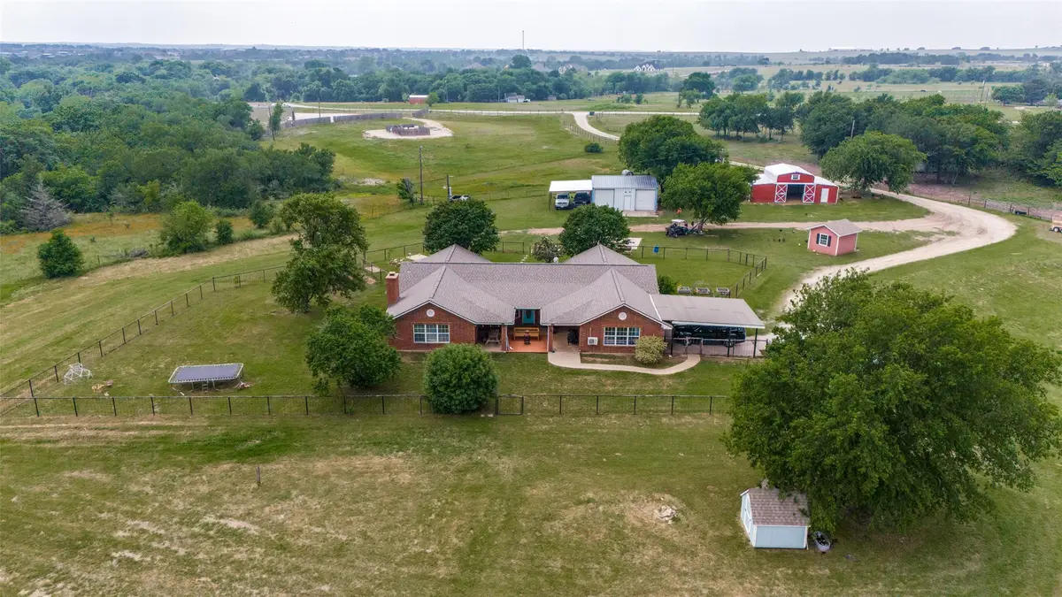 415 Star Shell Road, Decatur, TX 76234 - #1