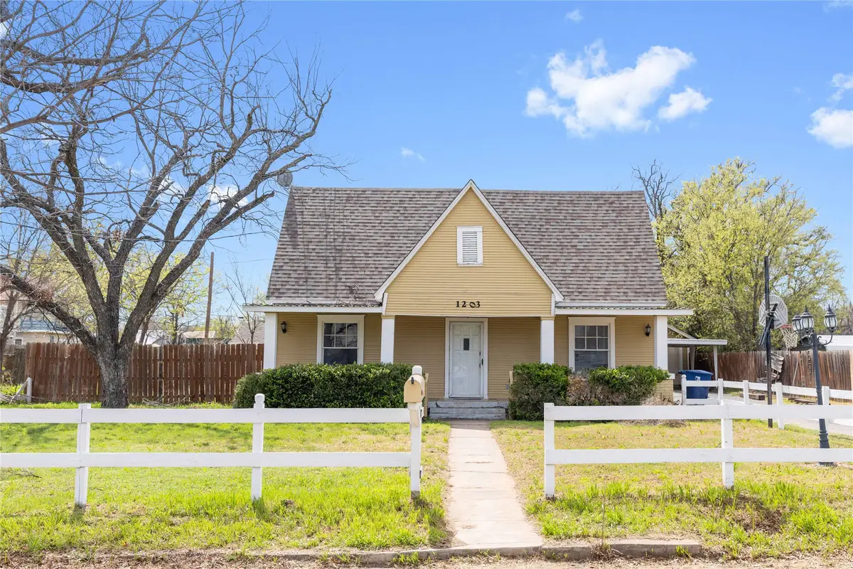 1203 8th Street, Brownwood, TX 76801 - #1