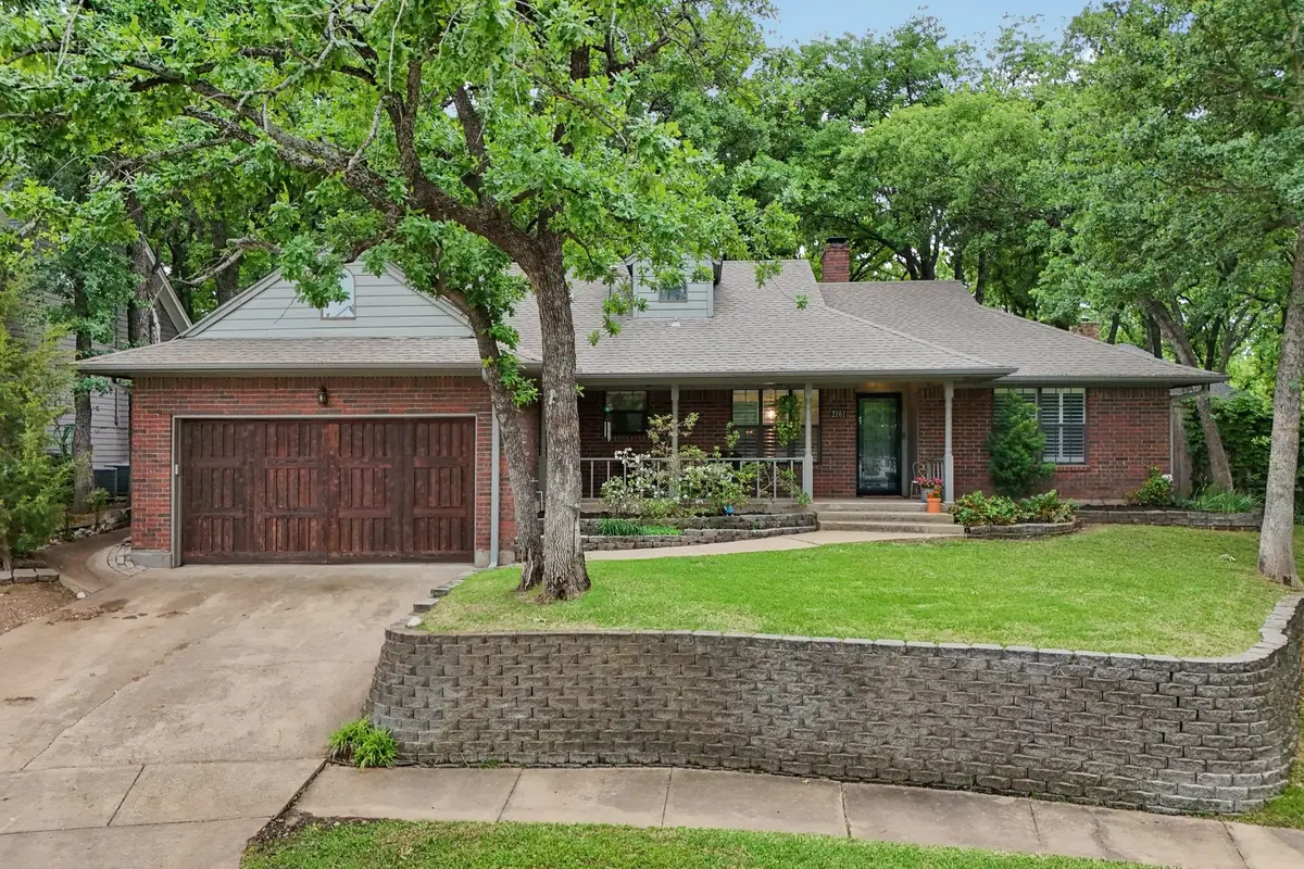 2161 Steeplewood Drive, Grapevine, TX 76051 - #1