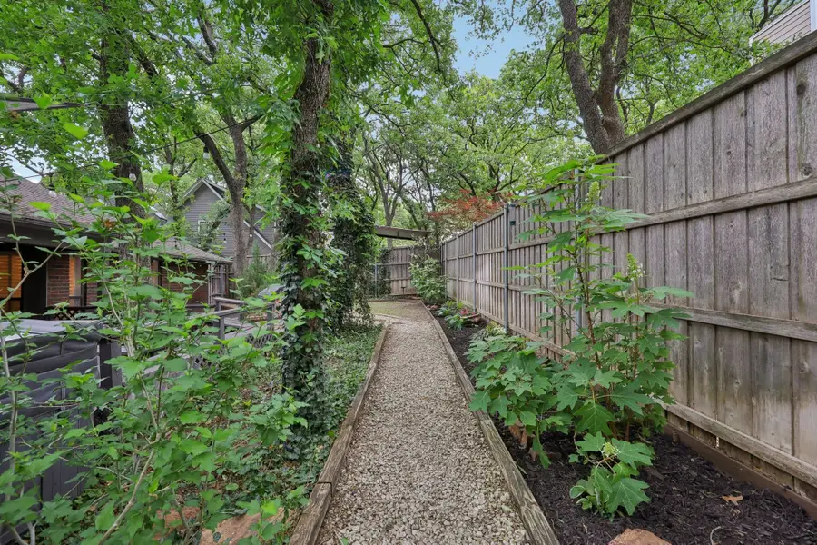 2161 Steeplewood Drive, Grapevine, TX 76051 - #3