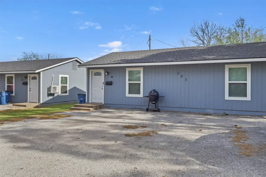 205 E Bremond Street, Ennis, TX 75119 - #3