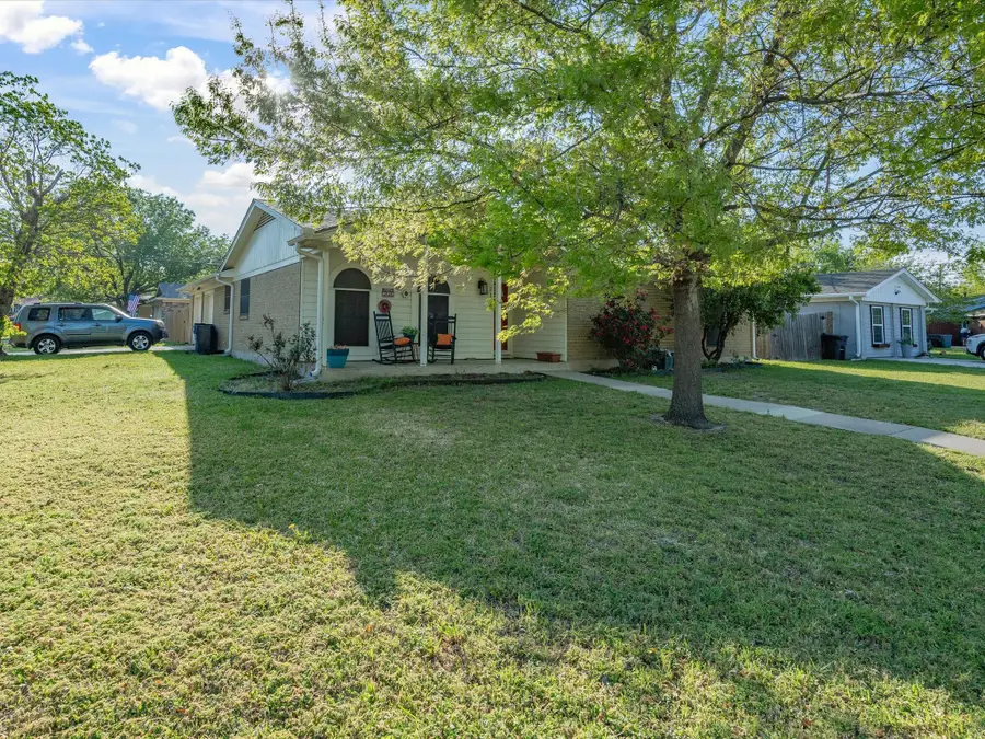 216 NE Cindy Lane, Burleson, TX 76028 - #3