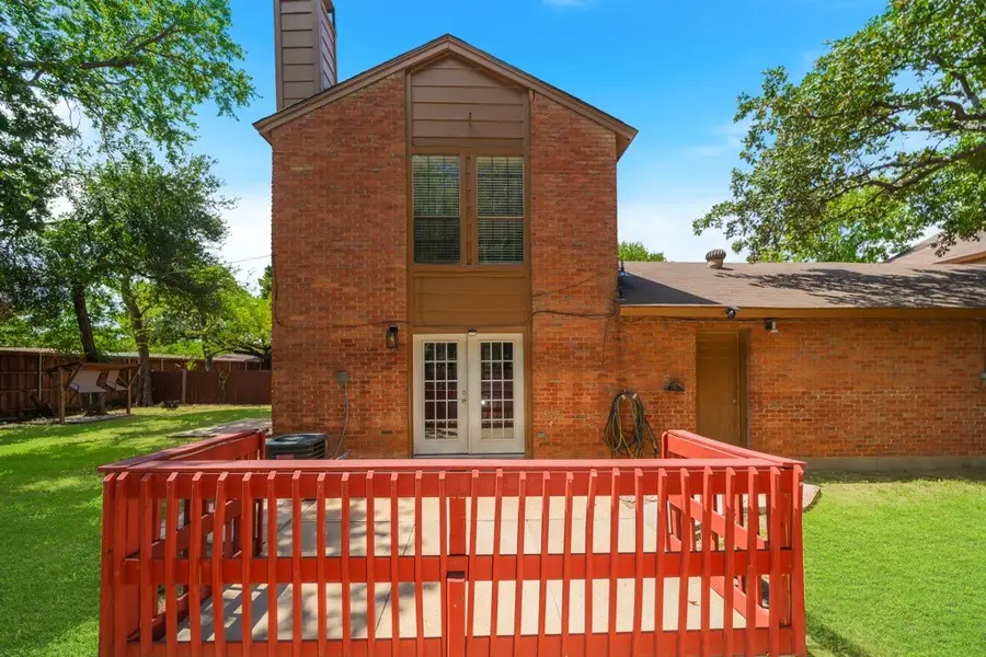 1600 Brentwood Drive, Irving, TX 75061 - #2