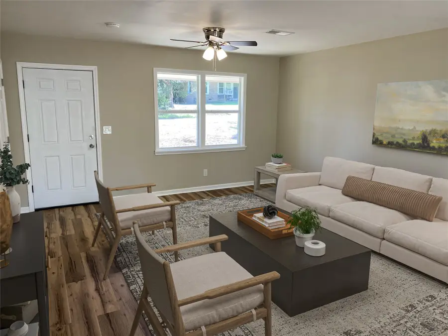 203 Elam Street, Mansfield, LA 71052 - #3