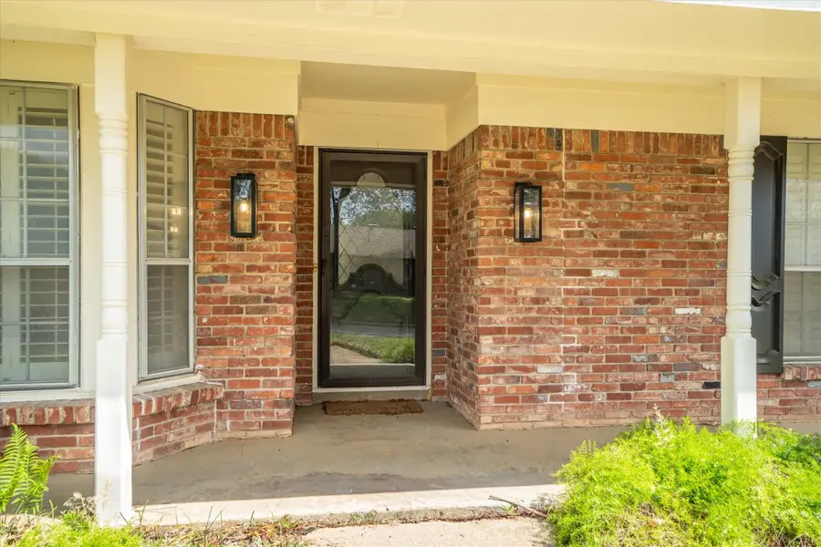 903 Leslie Drive, Arlington, TX 76012 - #3