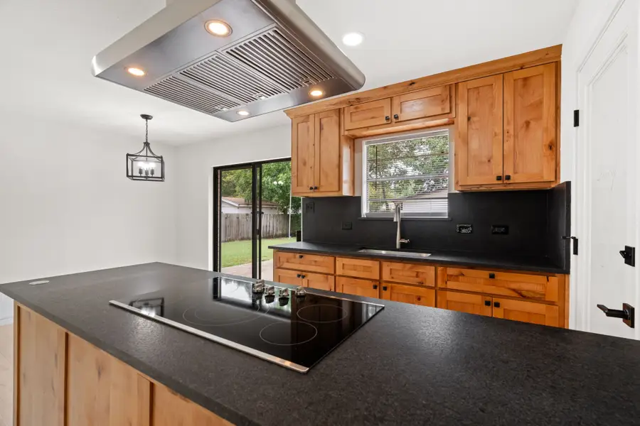 103 N Summit Street, Red Oak, TX 75154 - #2