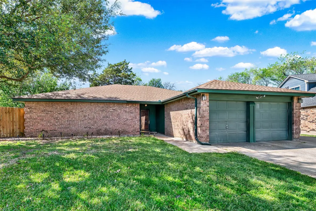 4106 Whitman Lane, Grand Prairie, TX 75052 - #1