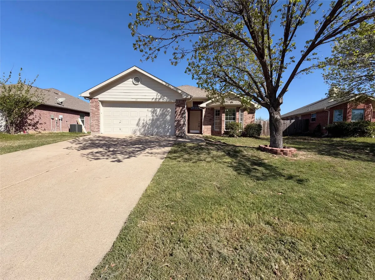 105 Kings Way Drive, Rhome, TX 76078 - #1