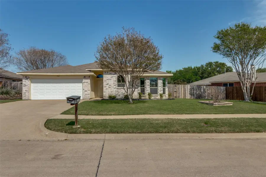 7317 Royal Oak Drive, Benbrook, TX 76126 - #2