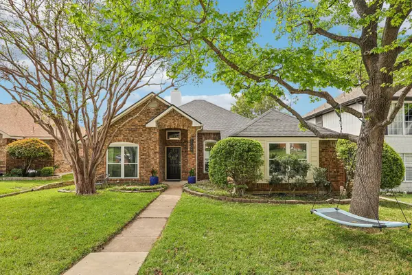 1104 Heather Lane, Carrollton, TX 75010