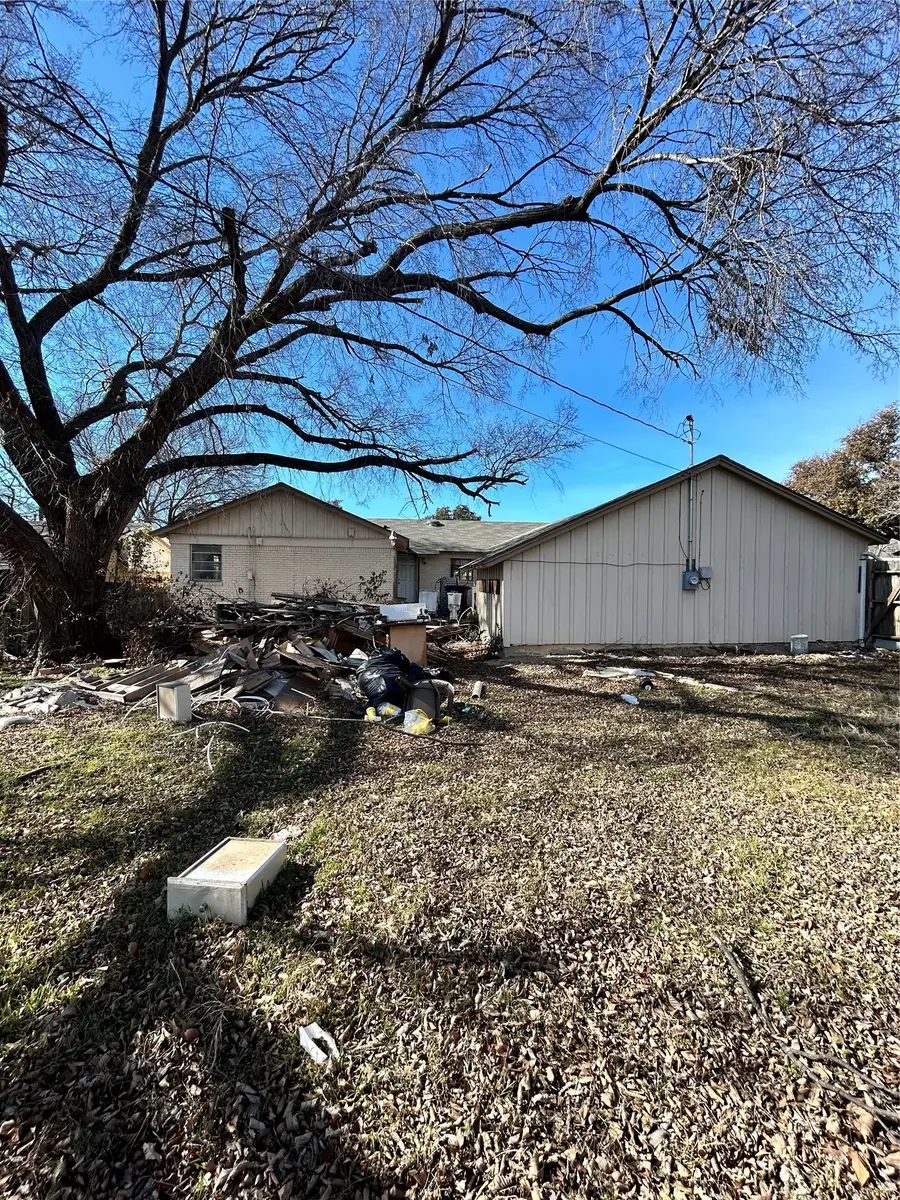 5501 Westcreek Drive, Fort Worth, TX 76133 - #2