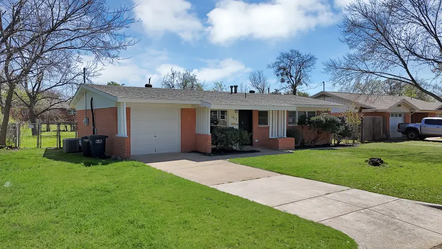 1617 Grantland Circle, Fort Worth, TX 76112 - #2