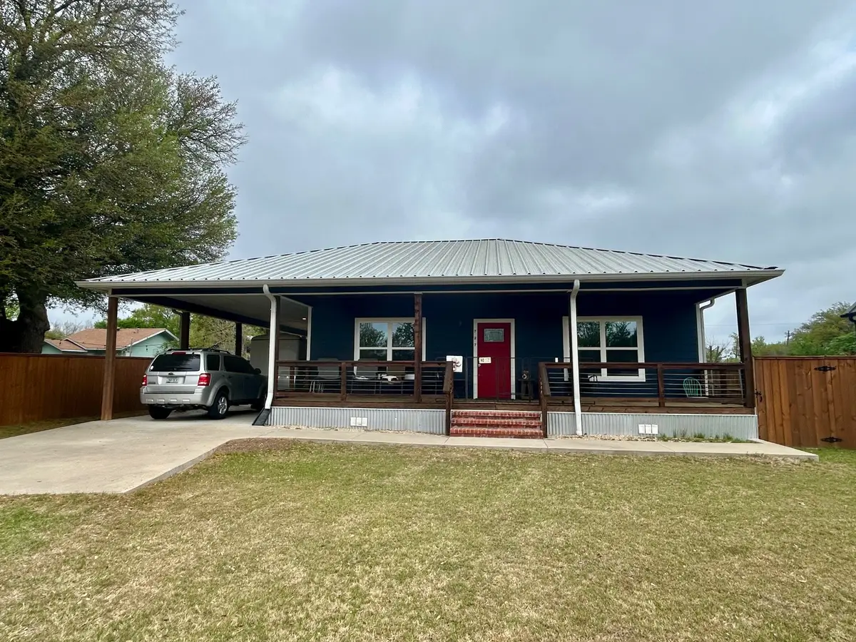 727 E Liberty, Mexia, TX 76667 - #1