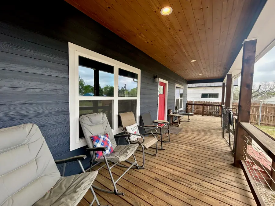 727 E Liberty, Mexia, TX 76667 - #2