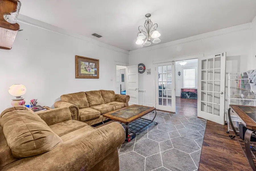 863 N Clinton, Stephenville, TX 76401 - #3