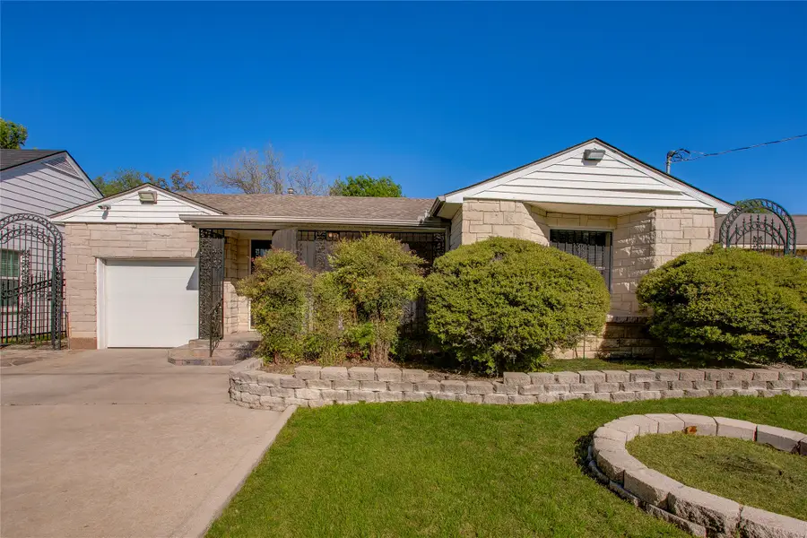 614 Marshalldell Avenue, Dallas, TX 75211 - #2