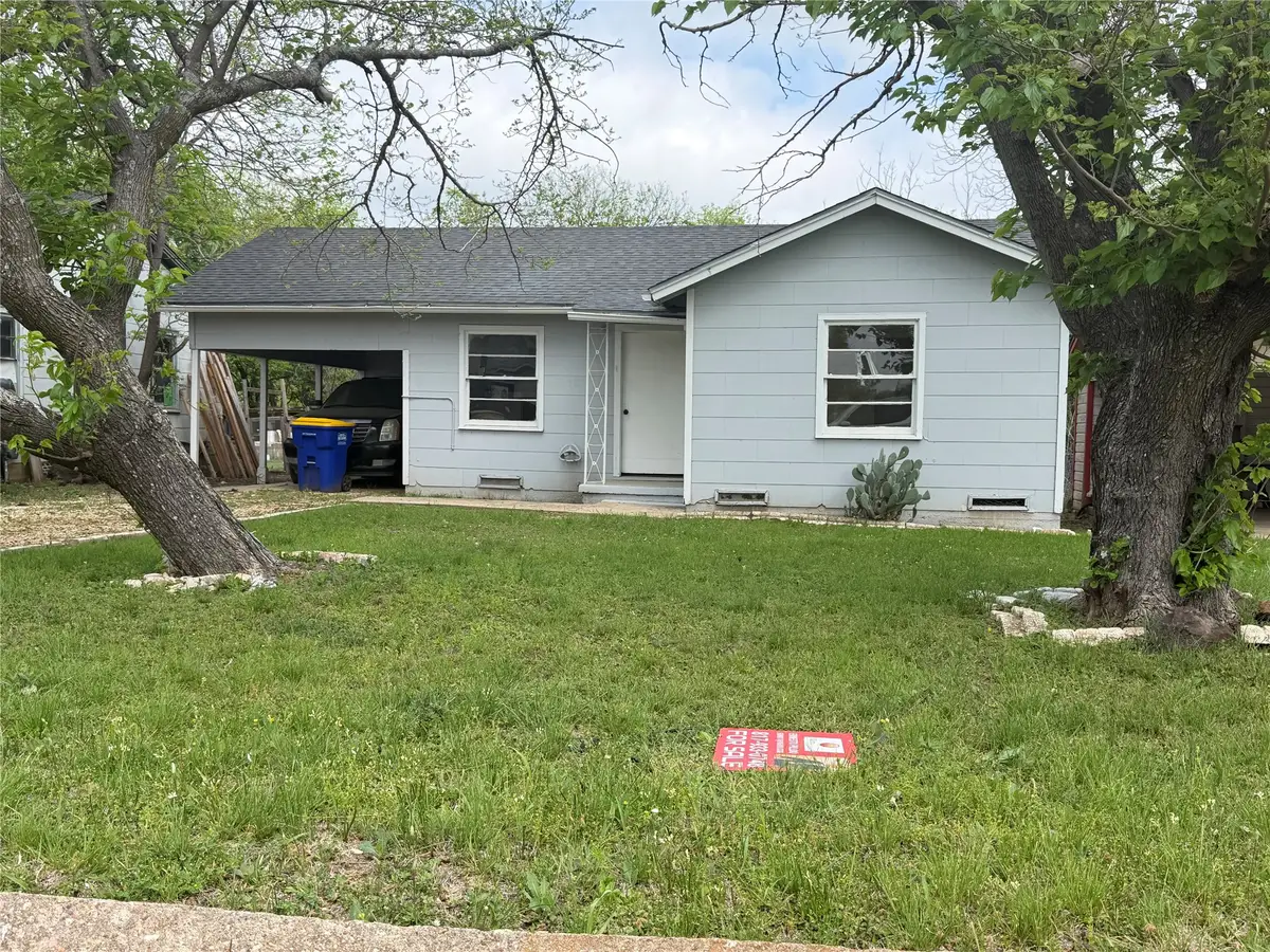 713 Jefferson Street, Hillsboro, TX 76645 - #1