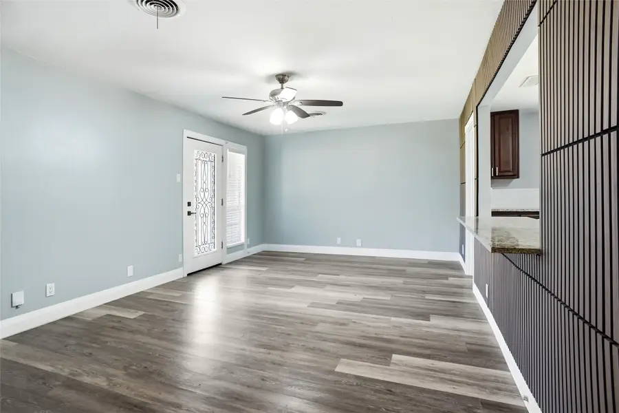 705 Vine Street, Euless, TX 76040 - #3