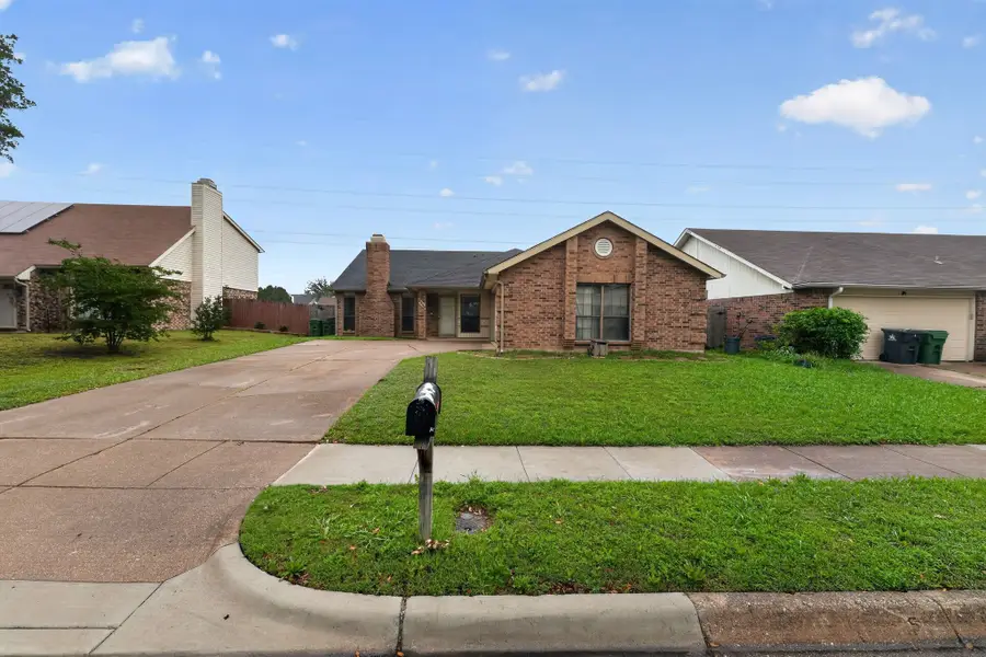 5209 Nocona Lane, Arlington, TX 76018 - #3