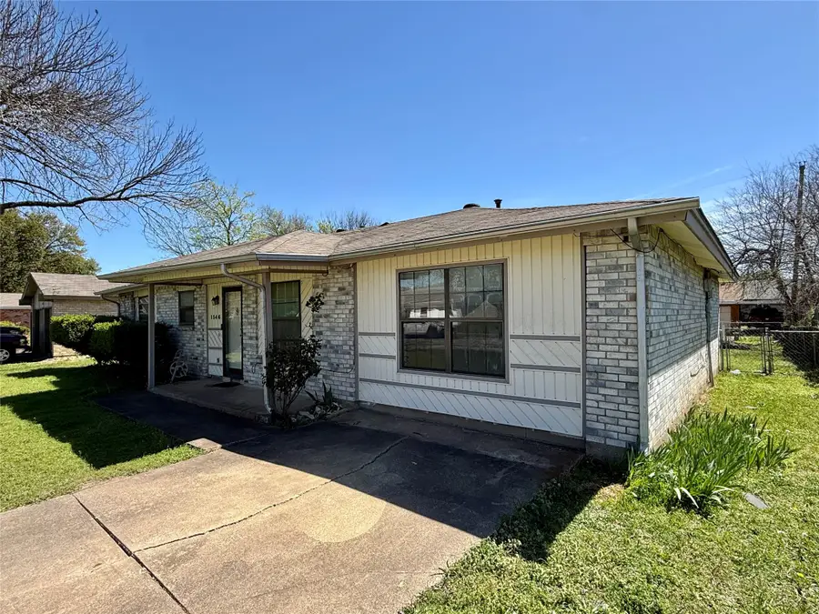 1546 Oakbrook Street, Lancaster, TX 75134 - #3