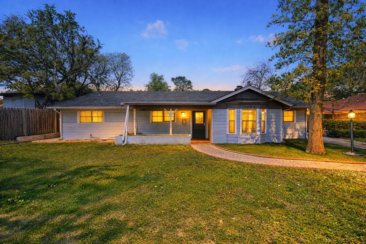 1305 W Grauwyler Road, Irving, TX 75061 - #1