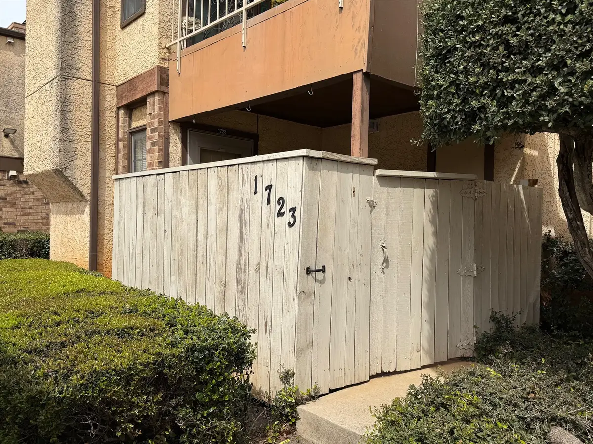 1723 Crest Grove Drive #120B, Arlington, TX 76012 - #1