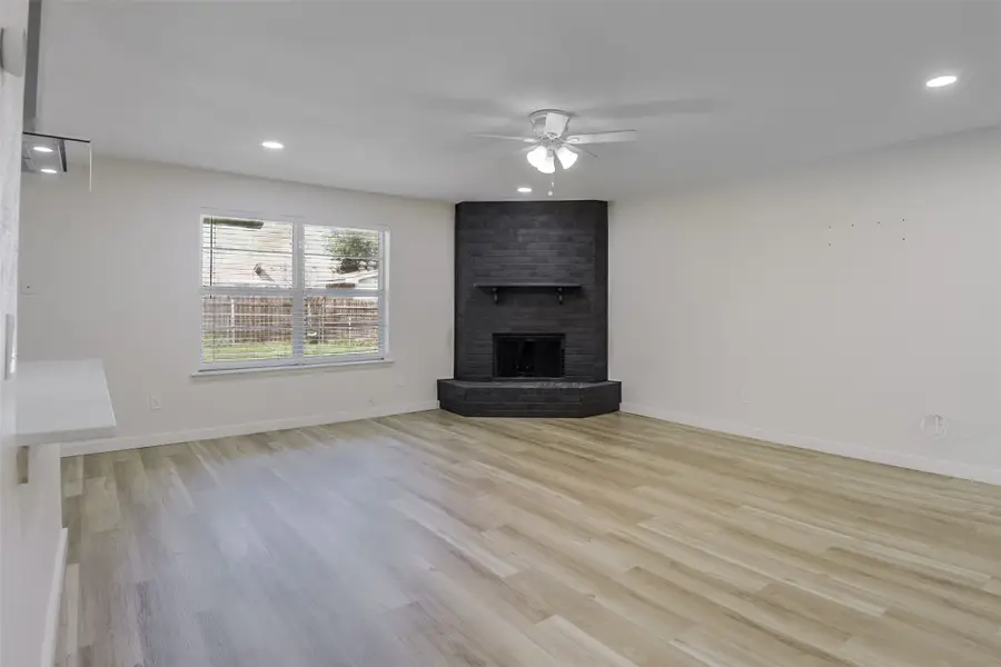 3813 Arnold Drive, Fort Worth, TX 76140 - #2