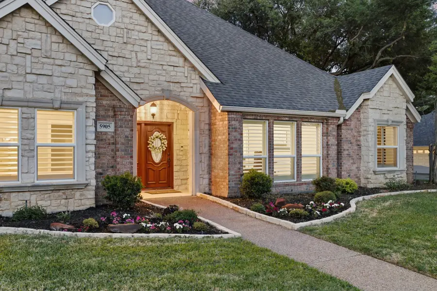 5905 Lansford Lane, Colleyville, TX 76034 - #2