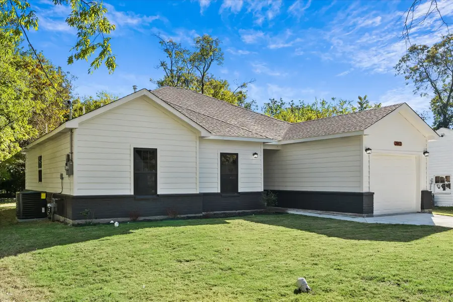 3907 Simonds Street, Greenville, TX 75401 - #2