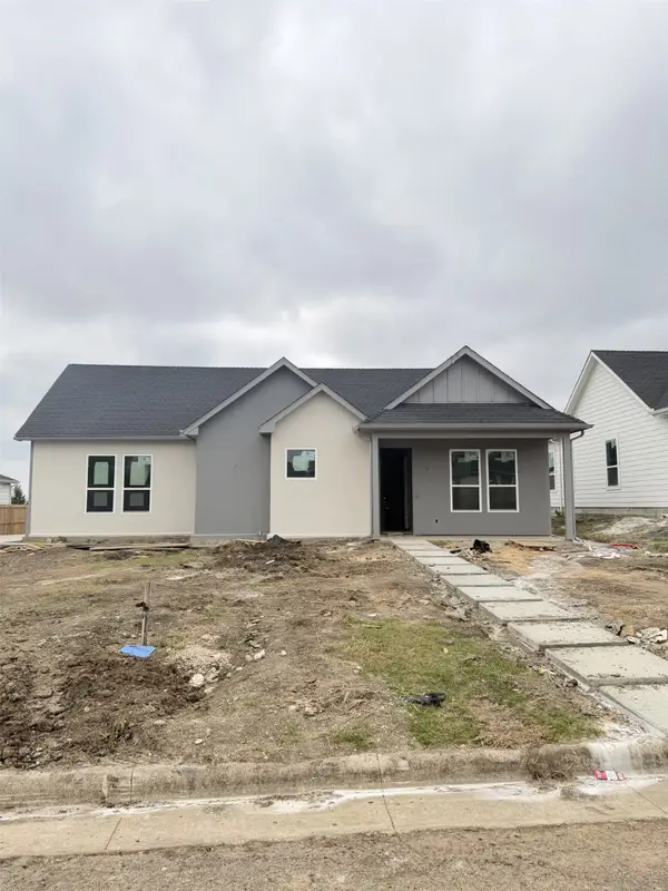 1206 Gannon Lane, DeSoto, TX 75115