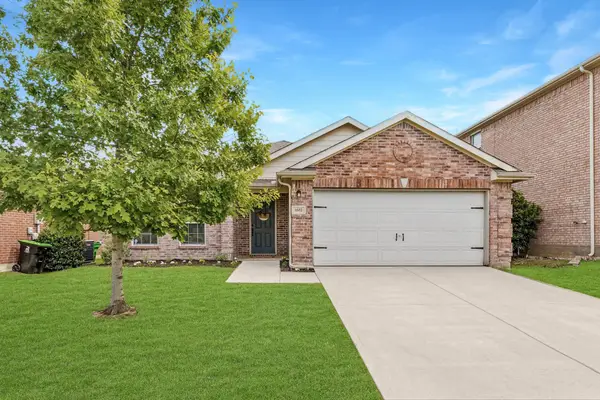 1682 Chukar Drive, Aubrey, TX 76227