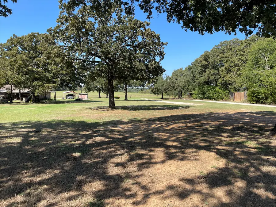 7334 W Line Road, Collinsville, TX 76233 - #2