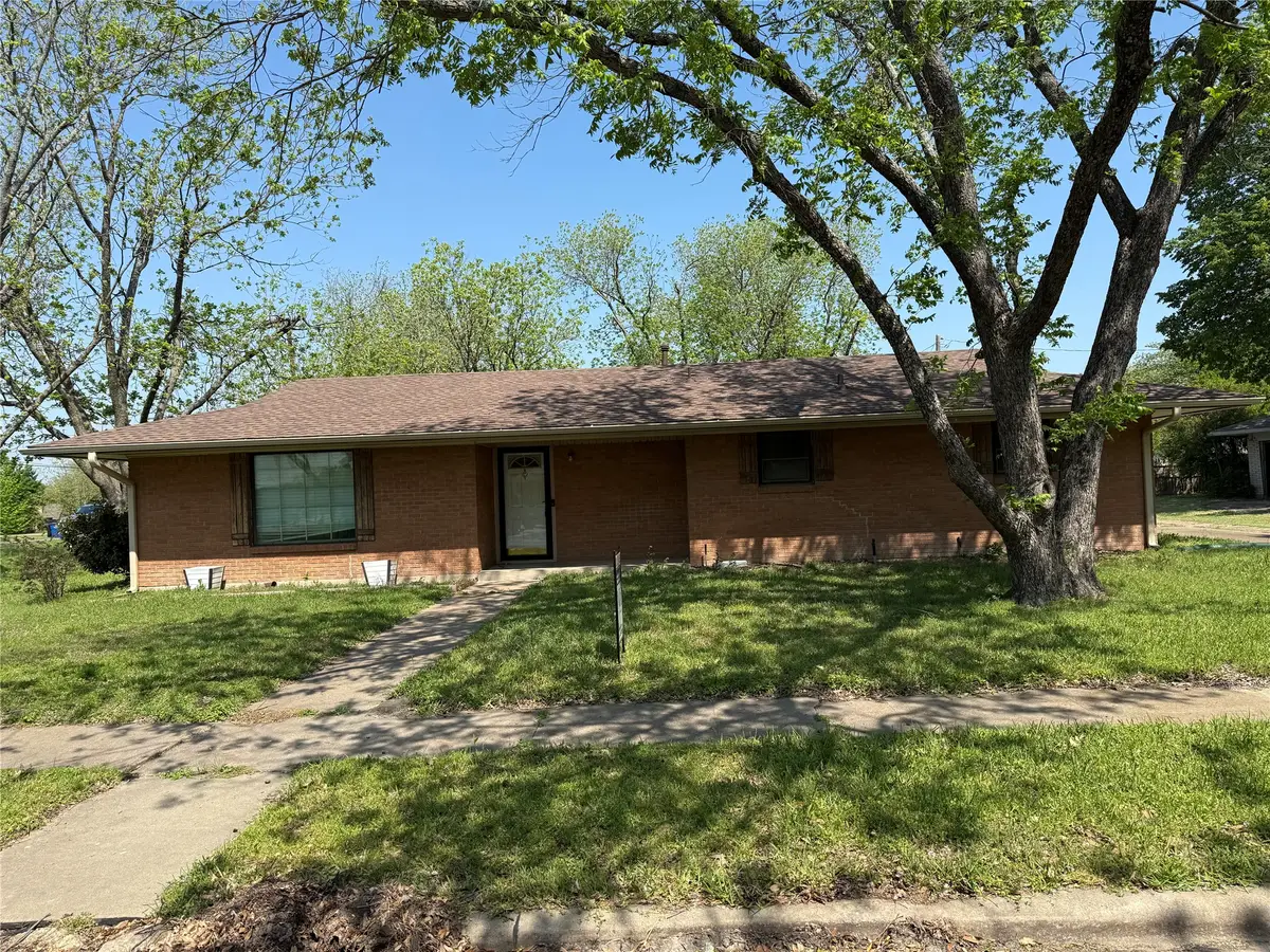 1412 Hillcrest Street, Ennis, TX 75119 - #1