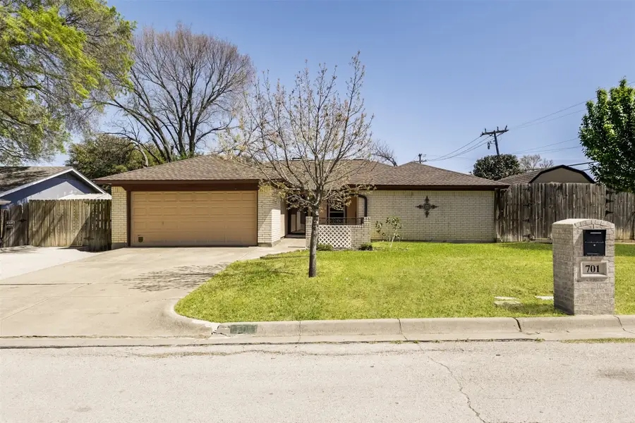 701 Del Mar Lane, Arlington, TX 76012 - #2