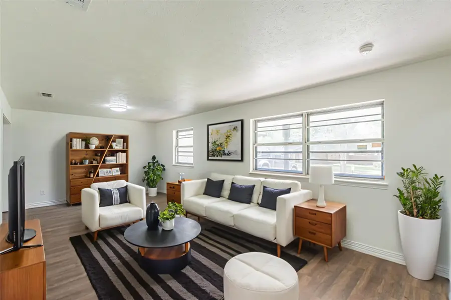 1017 Arlena Drive, Arlington, TX 76012 - #3