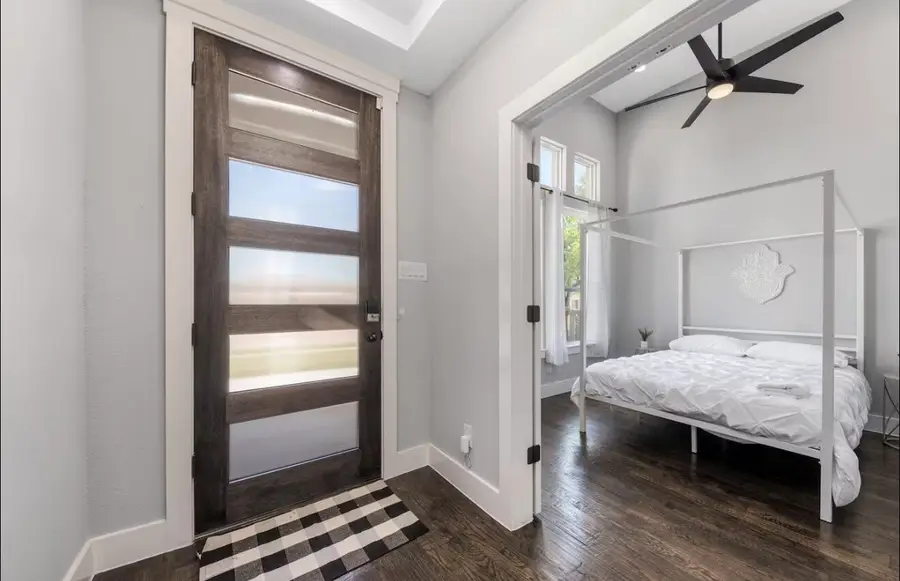 1942 Nomas Street, Dallas, TX 75212 - #2